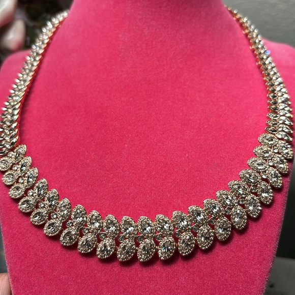 Swarovski Statement Necklace Diamonds with Gold Chain and Matching Earrings Set - Picture 10 of 16